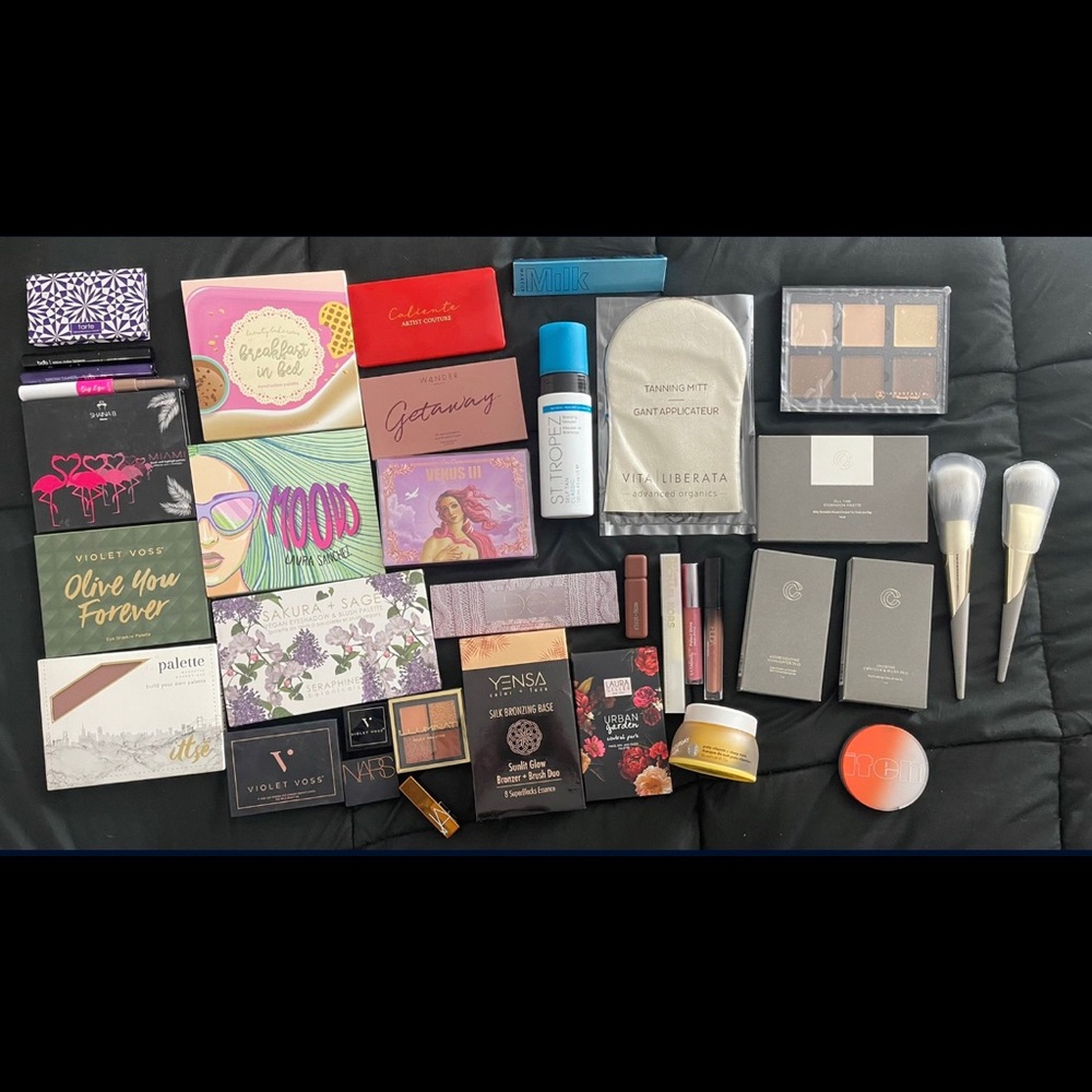 BRAND NEW MAKEUP, BRUSHES, TANNERS & SKINCARE
